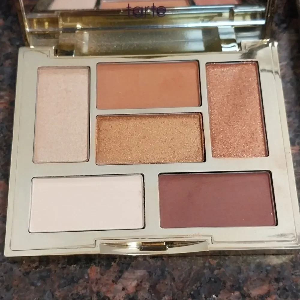 2 Tarteist Eyeshadow Palettes..EUC
